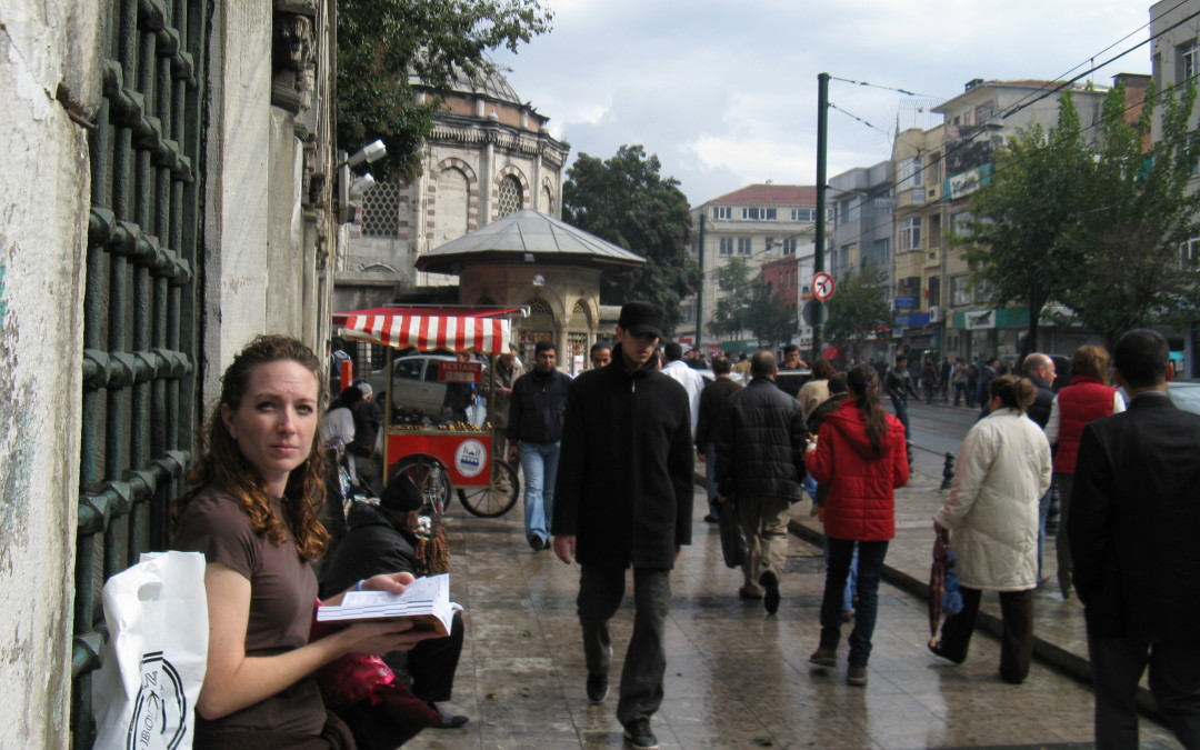Istanbul reading maps
